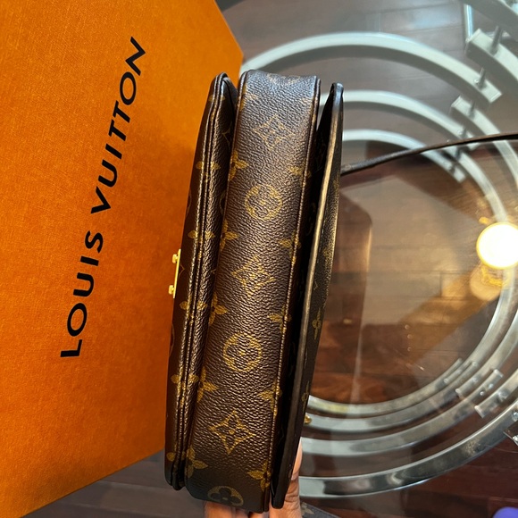 Louis Vuitton Pochette Métis Monogram - Picture 7 of 15